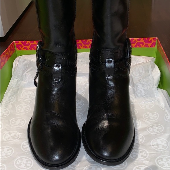 Tory Burch black leather high boot - Picture 7 of 8